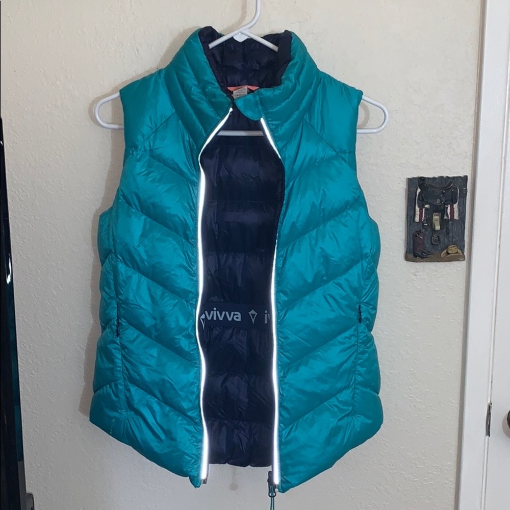 ivivva vest